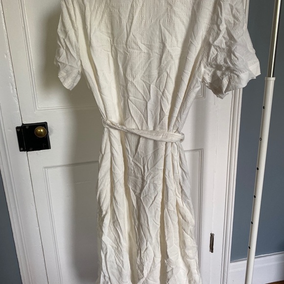 Aria textured shift dress from Maeve - Picture 4 of 8